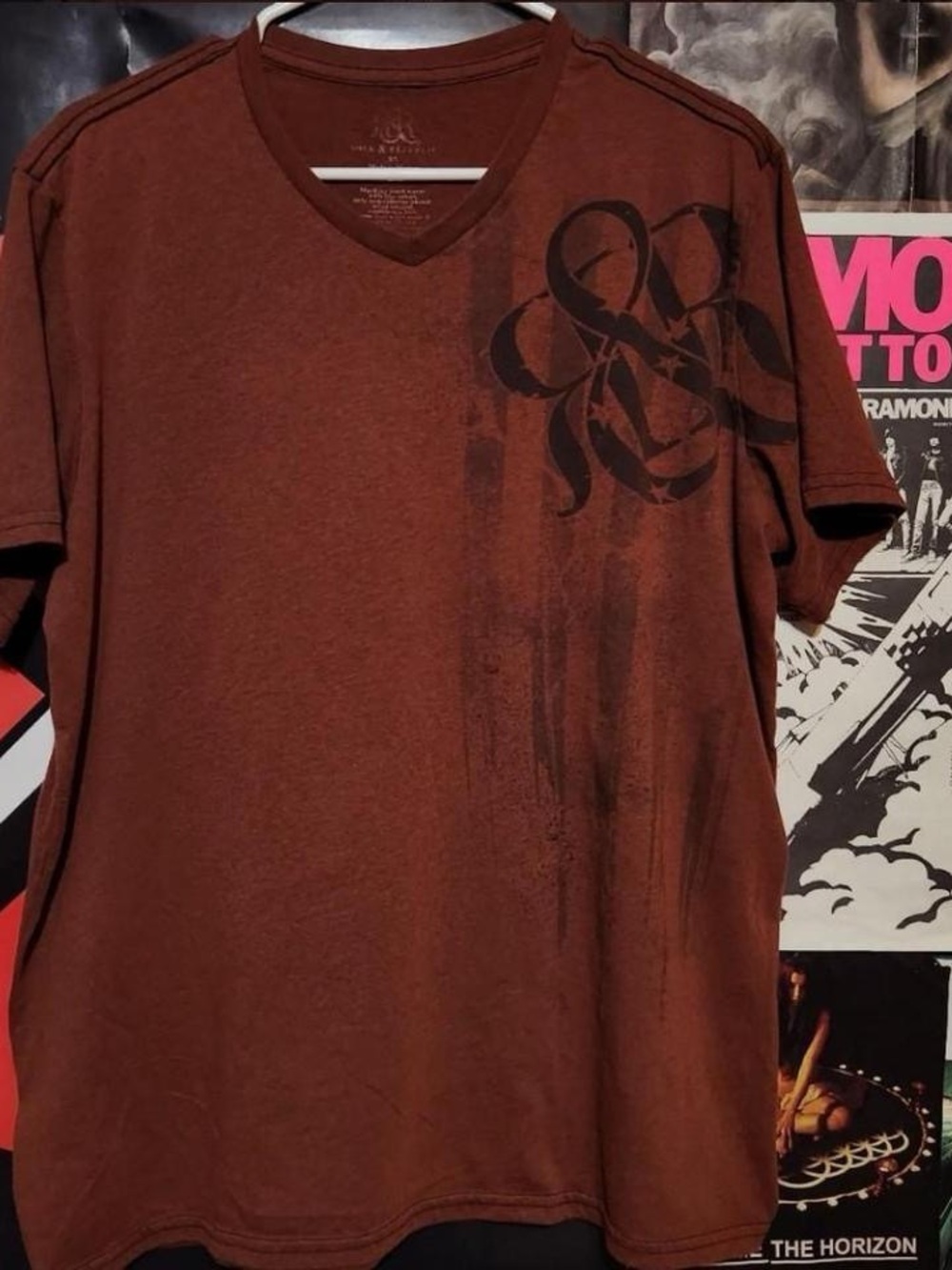 Y2k grunge style rock & republic tshirt
